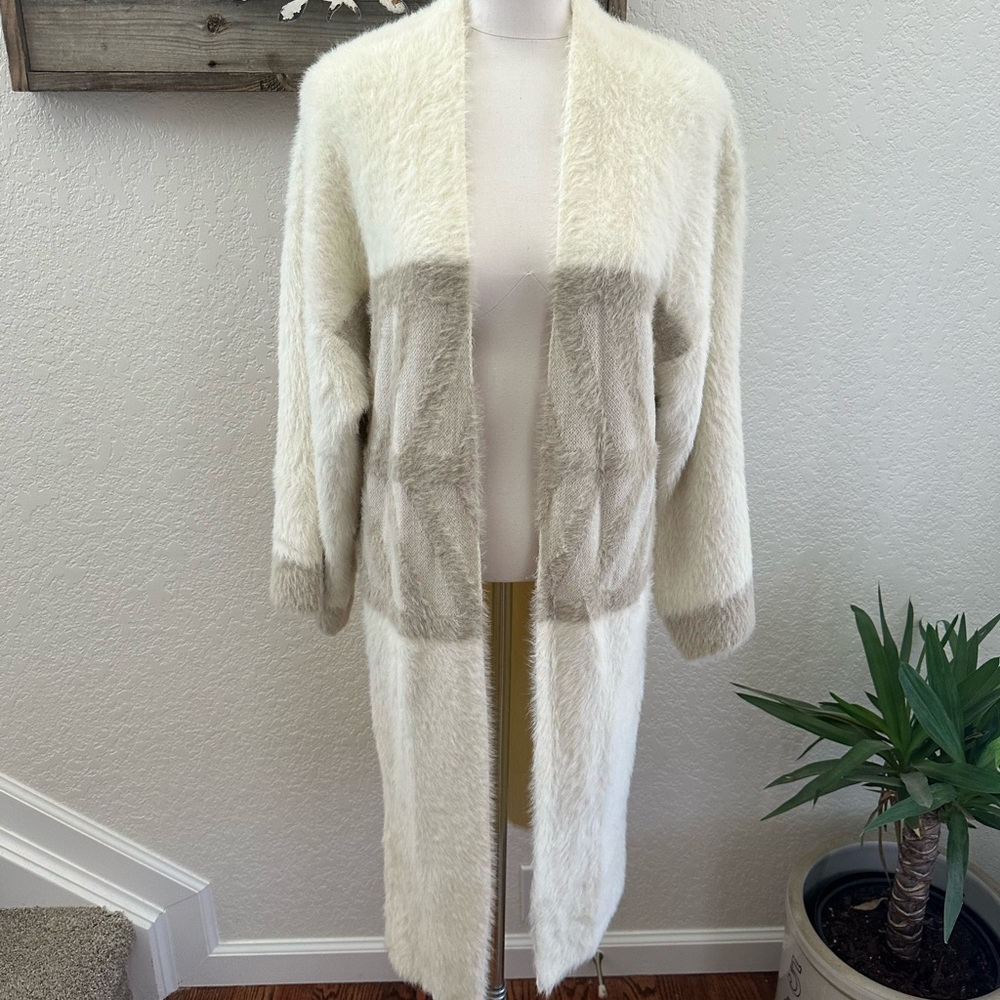 Anthropologie Cream Tan Fuzzy Open front Cardigan‎ OS